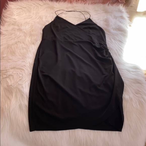 BLACK STRAPPY DRESS WITH RUCHED SIDE - Picture 2 of 8